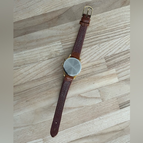 Unitron UniGlow Ladies Watch Leather Strap Light Gold Tone Dial Gold Case - Picture 7 of 10